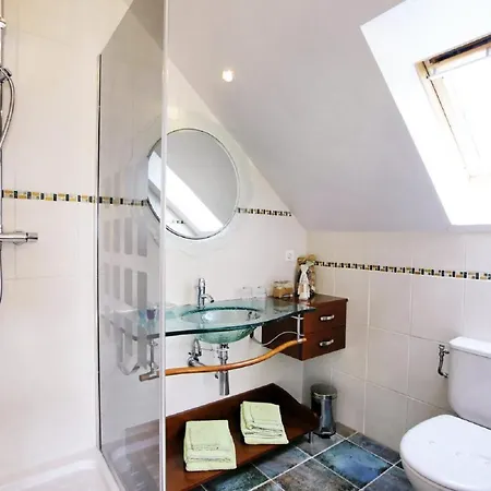 Fenetre Sur Mer Bed & Breakfast *