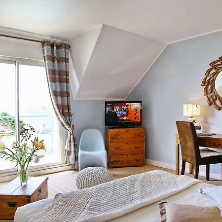Fenetre Sur Mer Bed & Breakfast